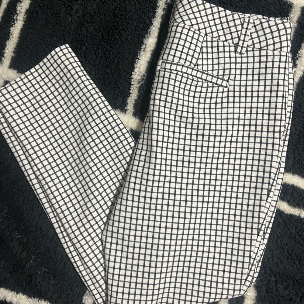 NWOT Cabi Womens Windowpane Ankle Trouser Pants SZ 8 Black and White MSRP $119